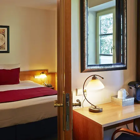 Ξενοδοχείο Parkhotel Mastbosch 4*