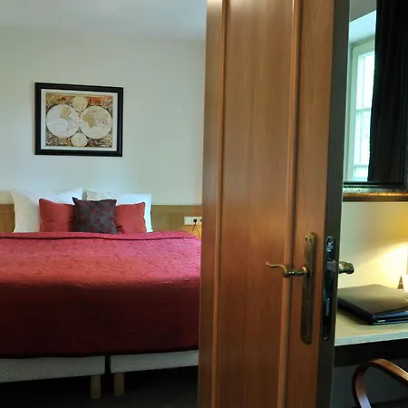 Parkhotel Mastbosch 4*