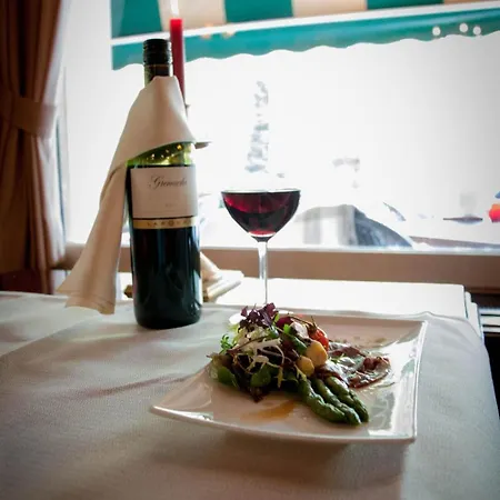 Parkhotel Mastbosch 4*