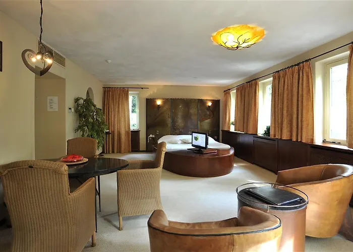 Parkhotel Mastbosch 4*