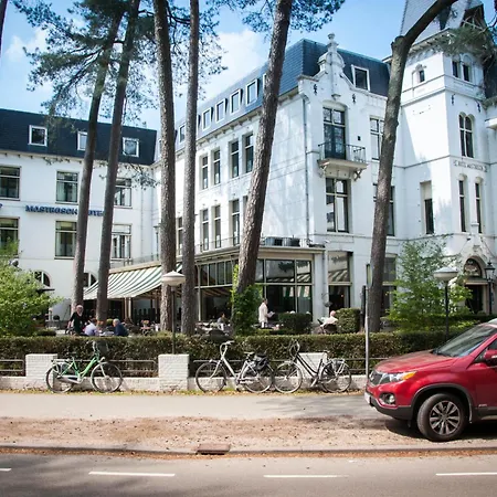 Mastbosch Hotel 4*